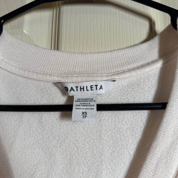 Athleta Soft Cream Light Pink Wrap Blouse Size XS - Picture 2 of 5